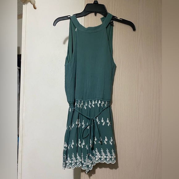 Rompers - Picture 3 of 3